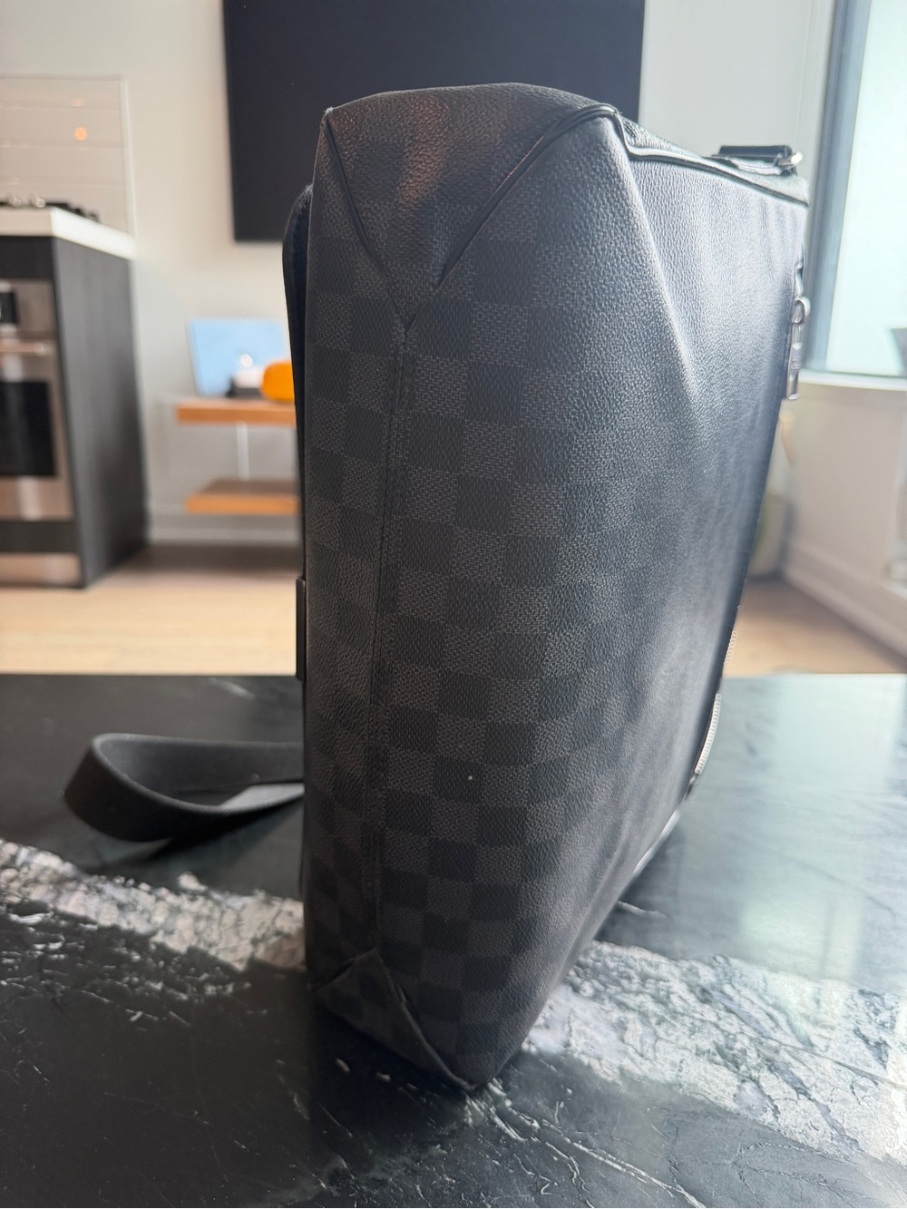 Louis Vuitton Black/Grey Damier Canvas Messenger Bag - Picture 6 of 12